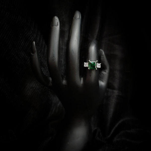 Emerald Square Cut Ring