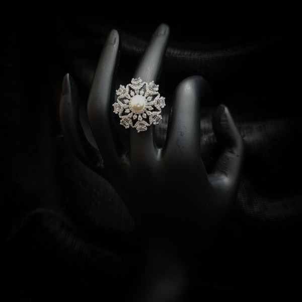 Royal Pearl Ring